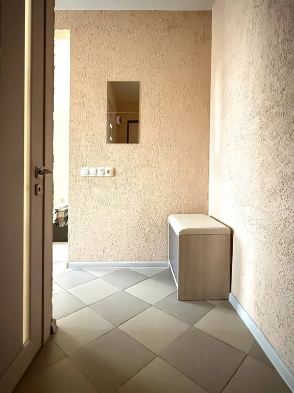 Однокомнатная квартира напротив автовокзала с современным ремонтом