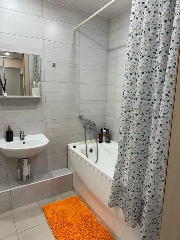 Уютная квартира в центре города напротив музея УГМК