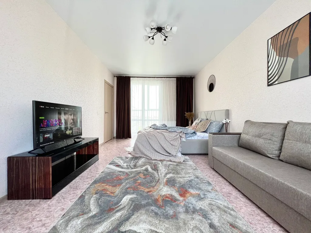 Видовая двухкомнатная квартира в тихом местечке