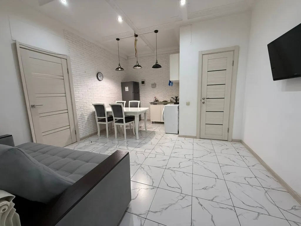 Замечательная квартира в центре города — аренда посуточно в Пятигорск