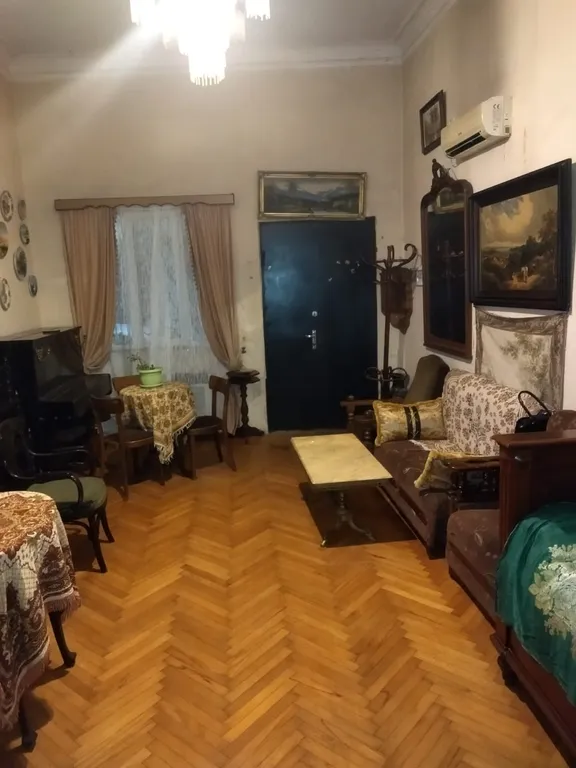 Apartment white bridge