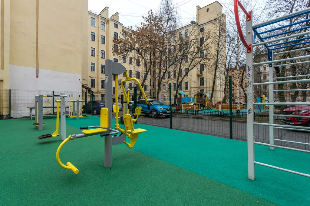 Квартира Уютная квартира на зелёном пешеходном бульваре Васильевского острова — Санкт-Петербург