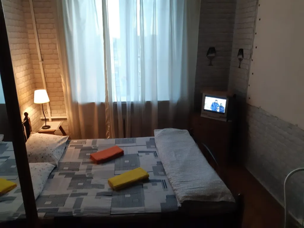 Квартира Комната в 3-х комнатной квартире, рядом с метро — Москва