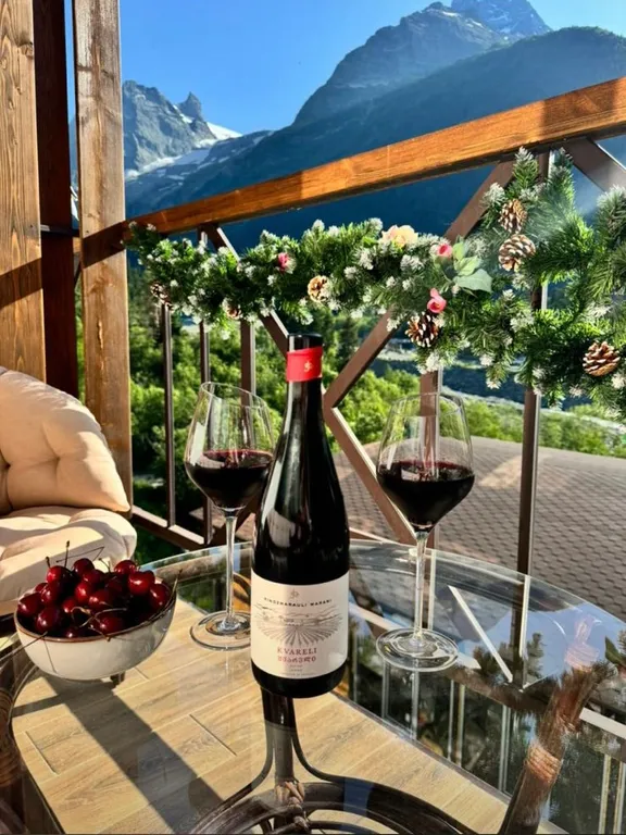 Новые элитные апартаменты с видом на горы