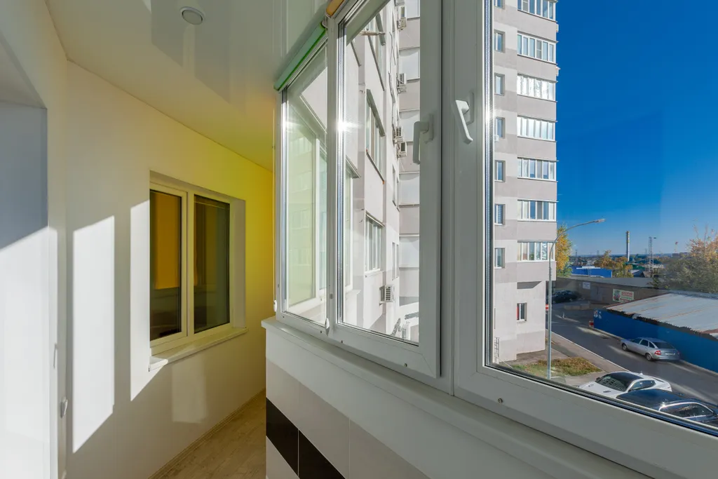 Большая студия около Железнодорожного вокзала в центре города