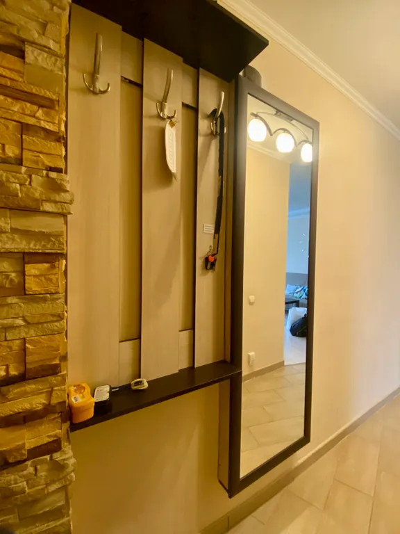 Рядом с черным озером