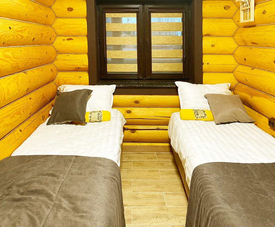 Эко шале Эдельвейс с видом на горнолыжный курорт Сорочаны