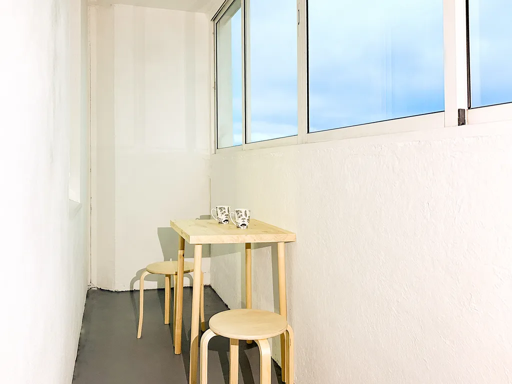 1к кв с видом на озеро. высокий этаж