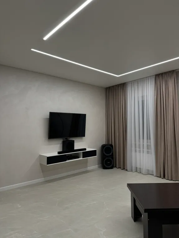 Большой уютный дом