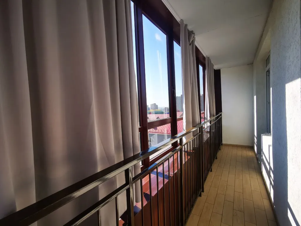 Новая квартира у ЖД вокзала в центре с теплой парковкой