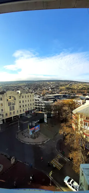 Уютная квартира в центре города с видом на море