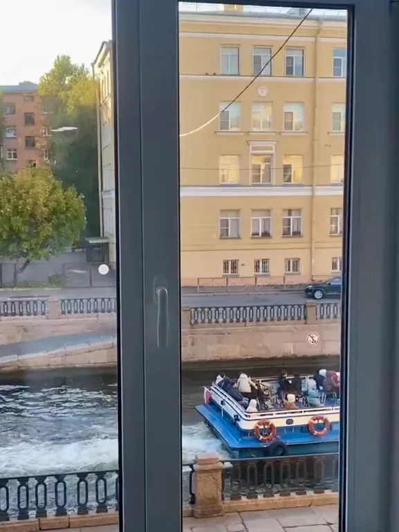 Квартира в центре с видом на канал у Мариинского театра