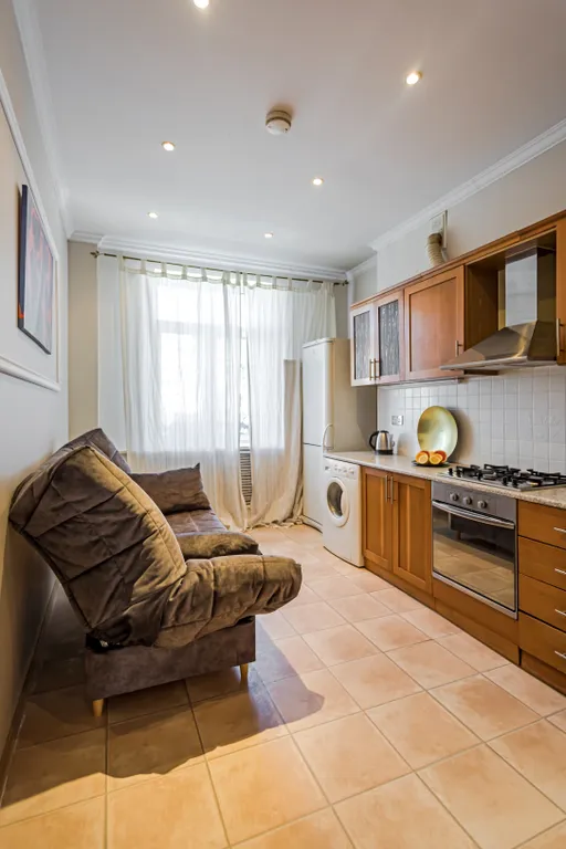 Аккуратный 2-комнатный апартамент в центре, рядом с ж/д вокзалом