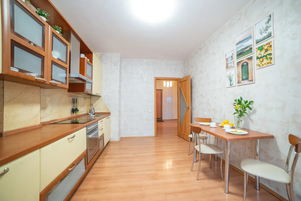 Три шоколада