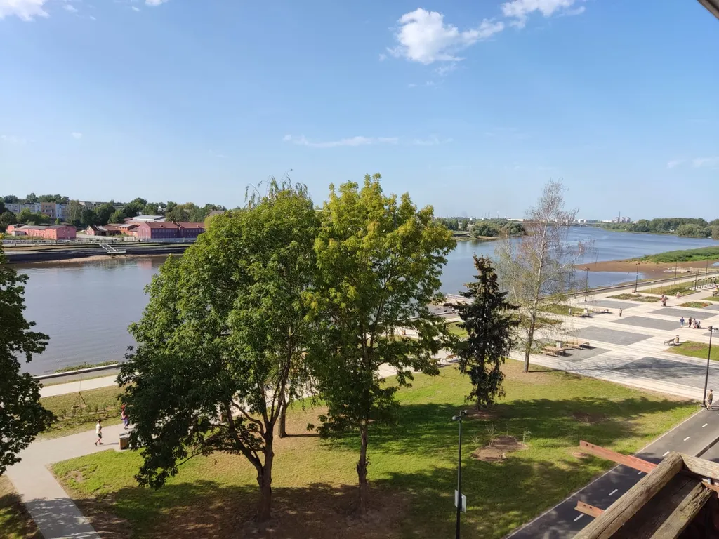 Квартира 3-комнатная Квартира — Великий Новгород