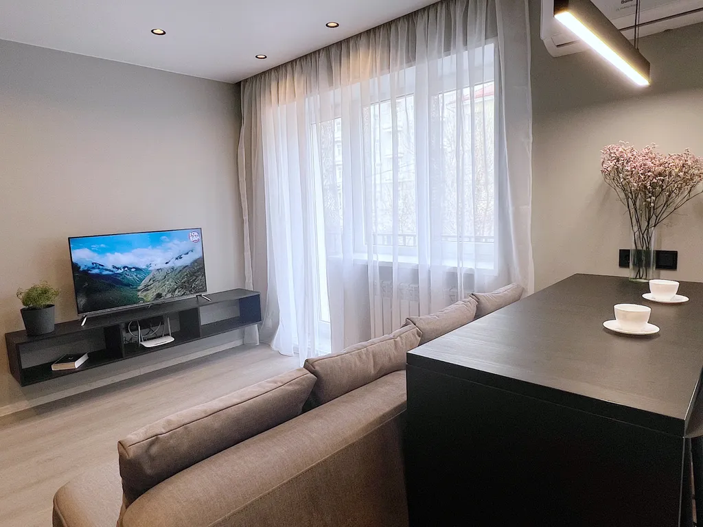 Квартира Квартира Bloom Apartment — просторная студия в центре — Владивосток