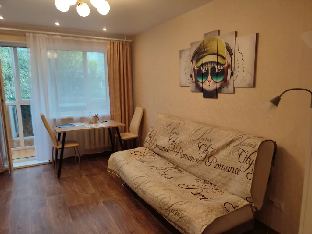 Квартира для путешествующих и работающих — аренда посуточно в Омск