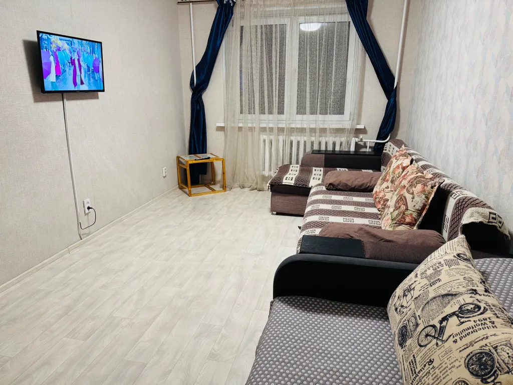 Двухкомнатная квартира в географическом центре города — аренда посуточно в Уфа