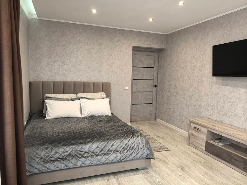 Уютная квартира рядом с Брестской крепостью в новом доме, центр