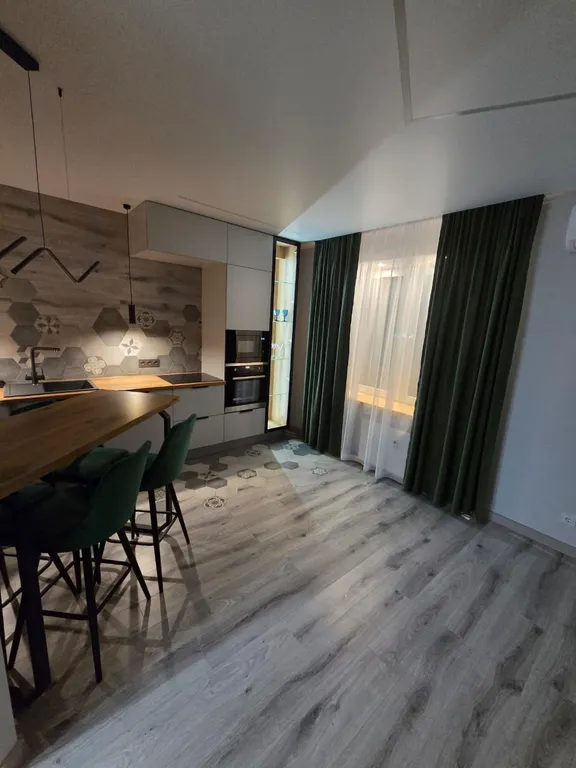 Апартаменты бизнес-класса с дизайнерским ремонтом