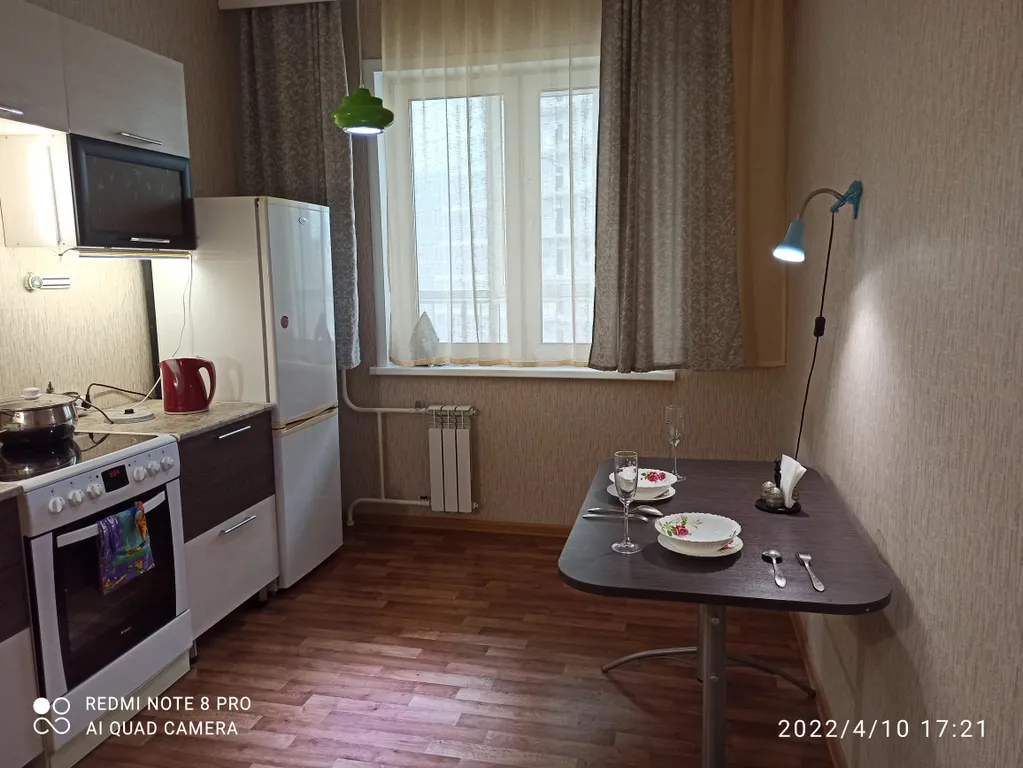 Квартира Квартира вблизи Дворца спорта, Столбы — Красноярск