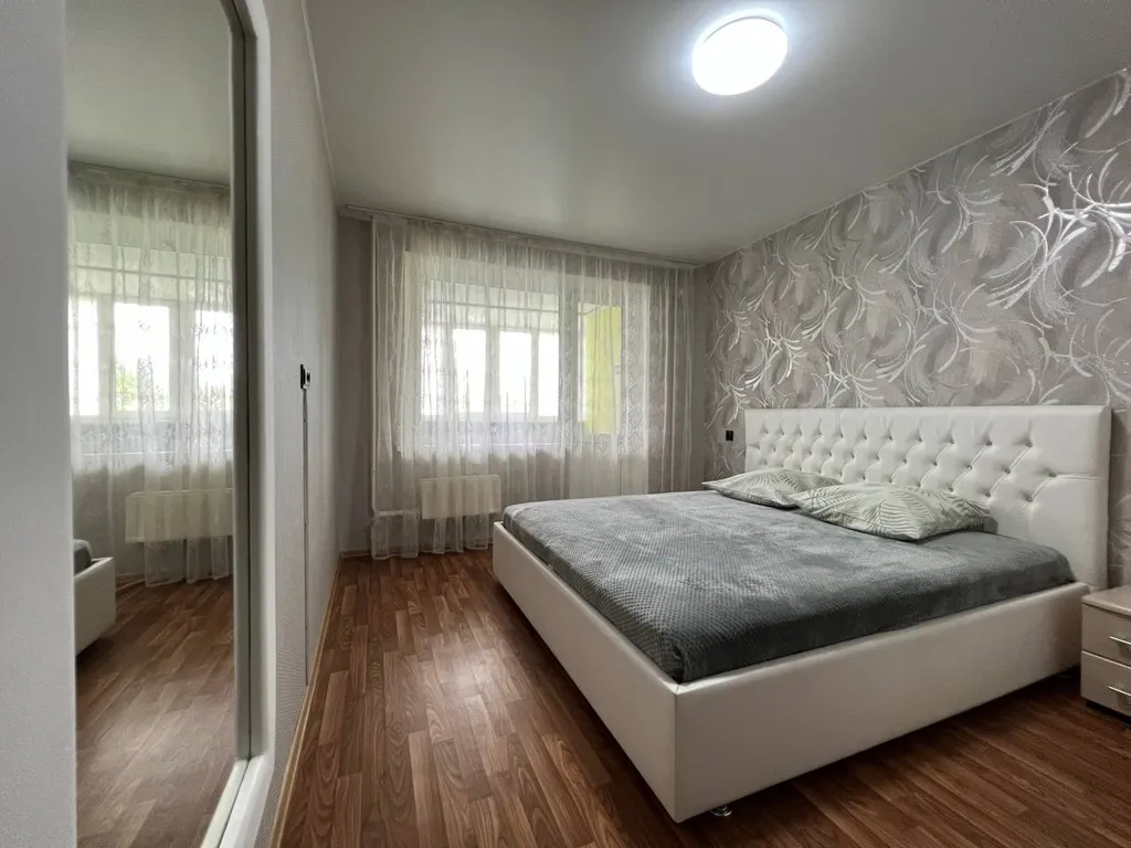 Трёхкомнатные апартаменты в центре Автозаводского района