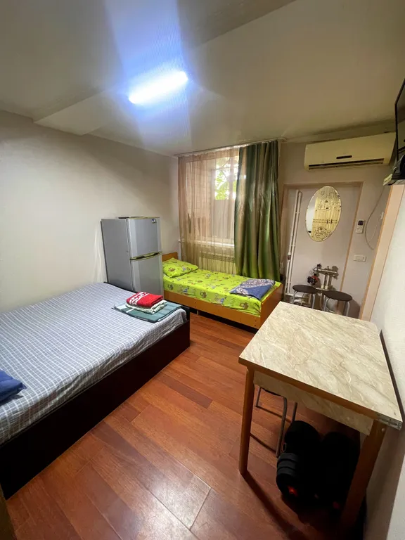 Квартира Отдельные апартаменты с парковкой и всеми удобствами — Ейск