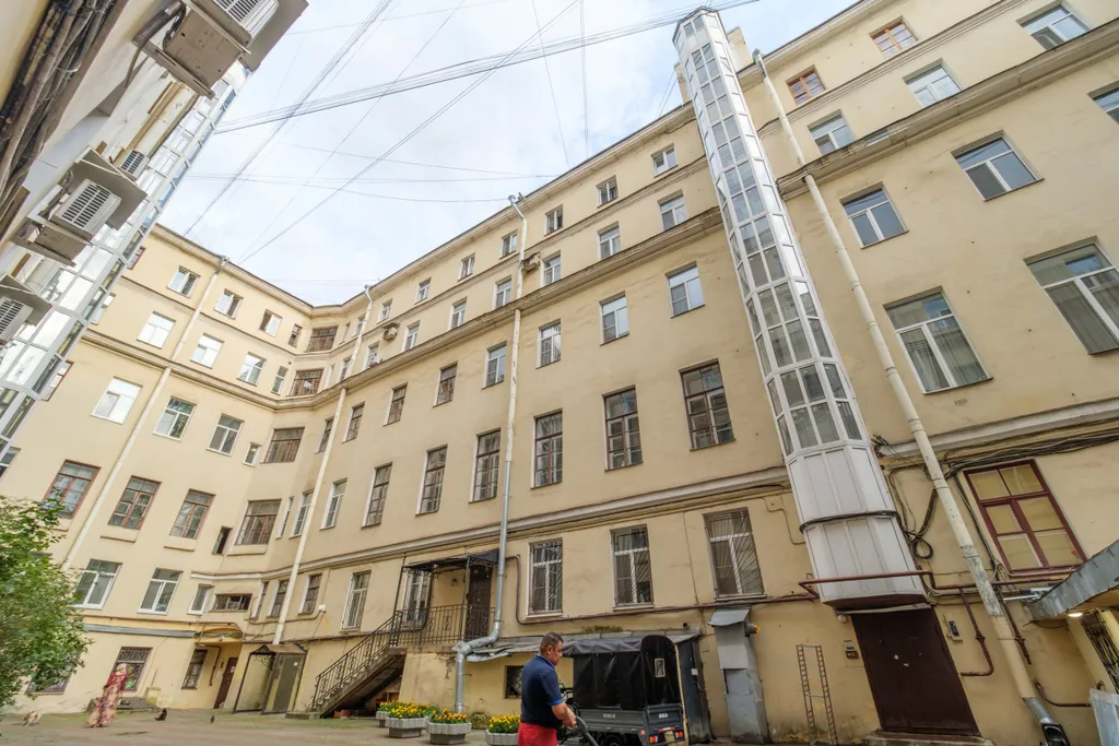 Квартира DeRent Апартаменты 4 комнаты у Казанского собора — Санкт-Петербург