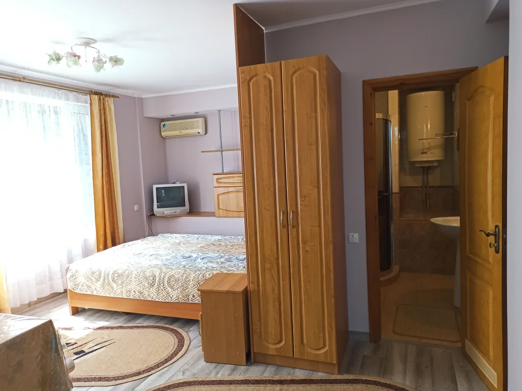 Апартамент в 100м от моря