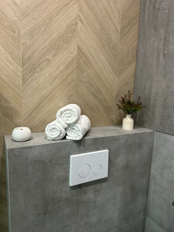 Уютная квартира в новом комплексе с дизайнерским ремонтом