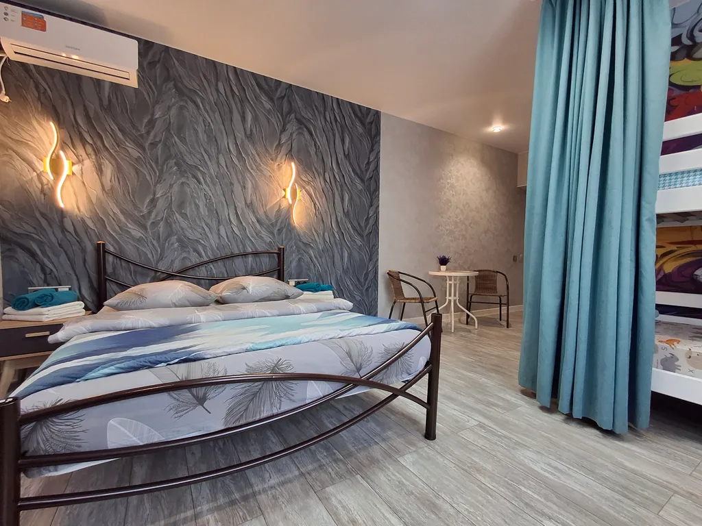 Улучшенный четырёхместный номер 3, 4, 7, 13