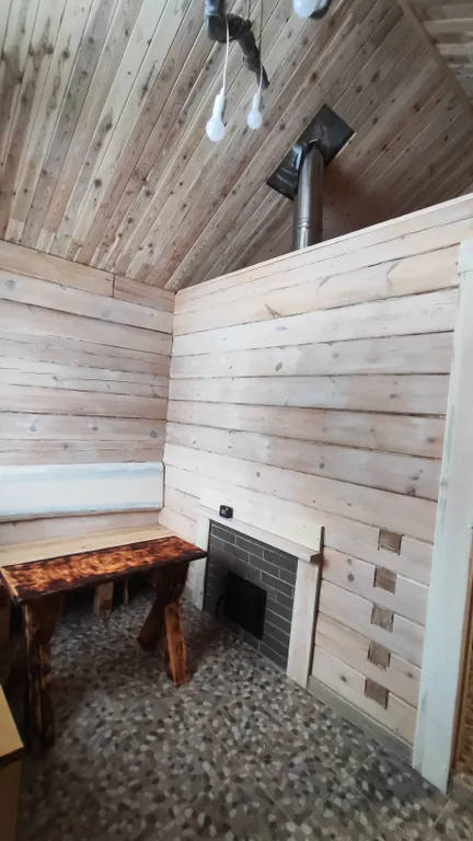 Дом с закрытой парковкой