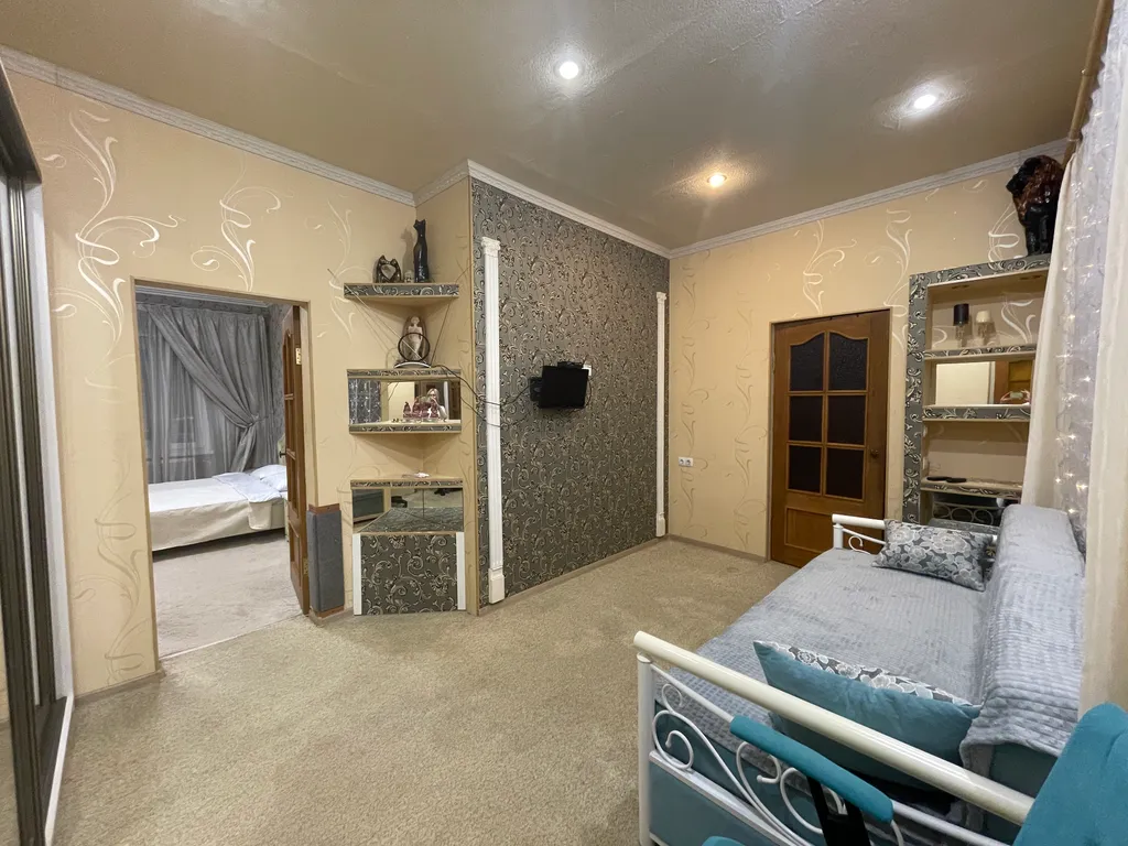 Часть дома с отдельным входом в историческом центре города