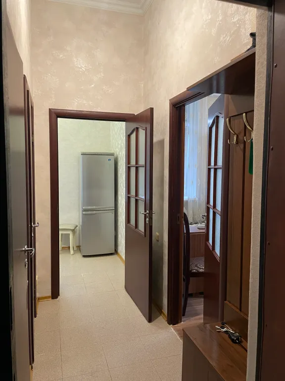 Уютная, светлая квартира с высокими потолками