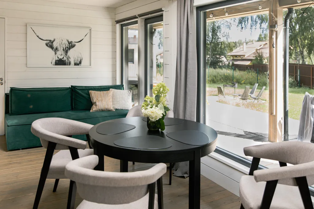 Дом с баней с видом на лес