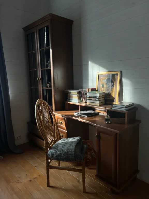 Уютный теплый дом с выходом в лес, 40 минут от Москвы со своей территорией