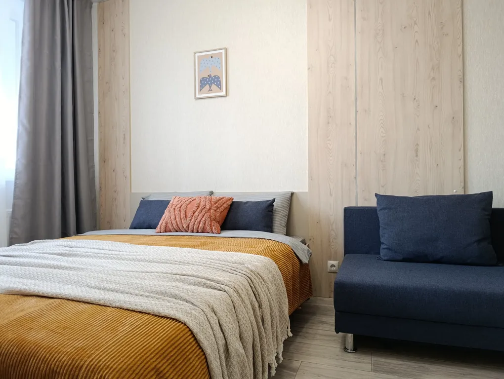 Квартира Светлые и уютные апартаменты — аренда посуточно в Пермь