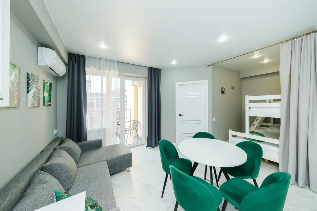 Евродвушка, балкон, вид на море