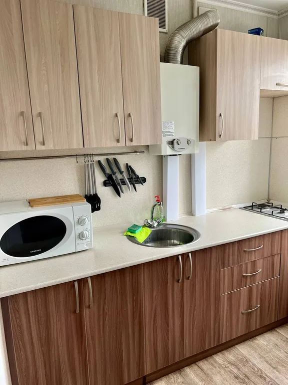 Двухкомнатная светлая квартира возле бгту имени Шухова