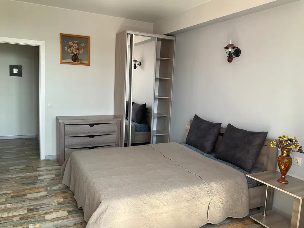 Удобная квартира с видом на море и горы