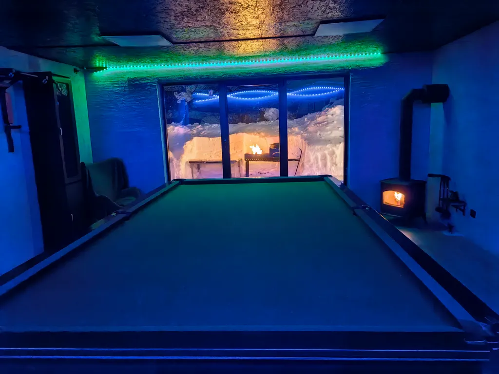 Дом все включено-с баней, камином бильярдым залом и мангальной зоной