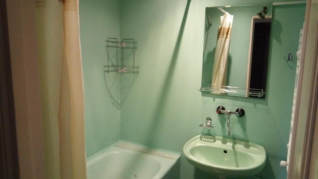 Солнечная и уютная квартира