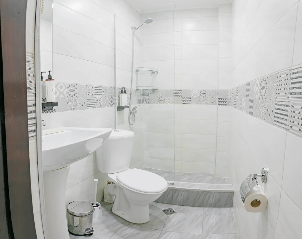 Бюджетный номер с 1 кроватью или 2 кроватями, завтрак включен