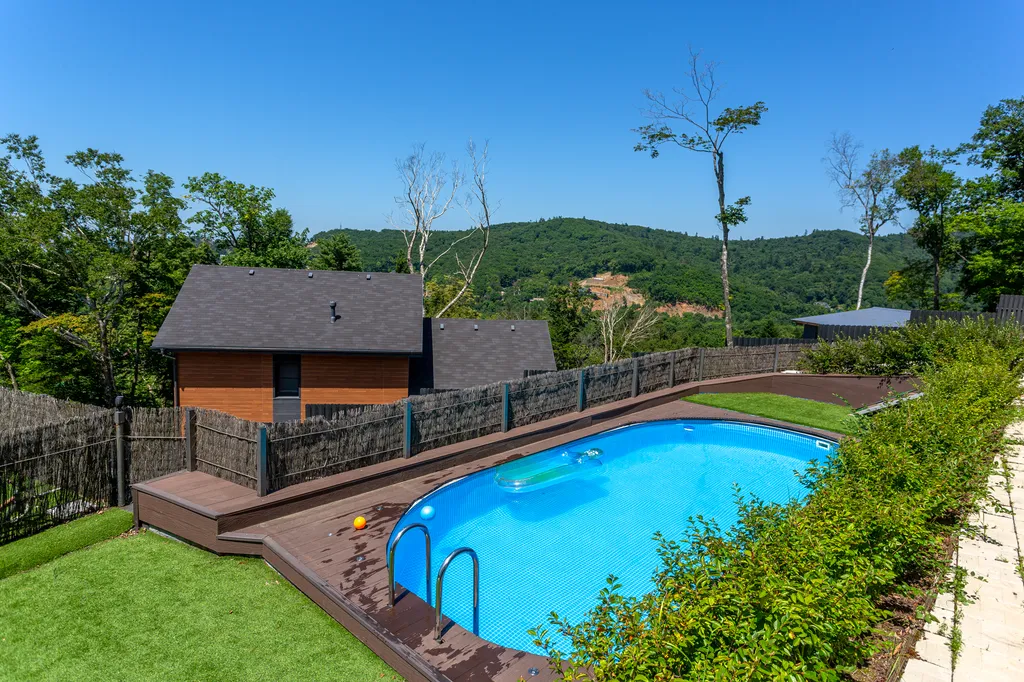 Коттедж Эксклюзивный дом с бассейном (район Ботанического сада) — Владивосток