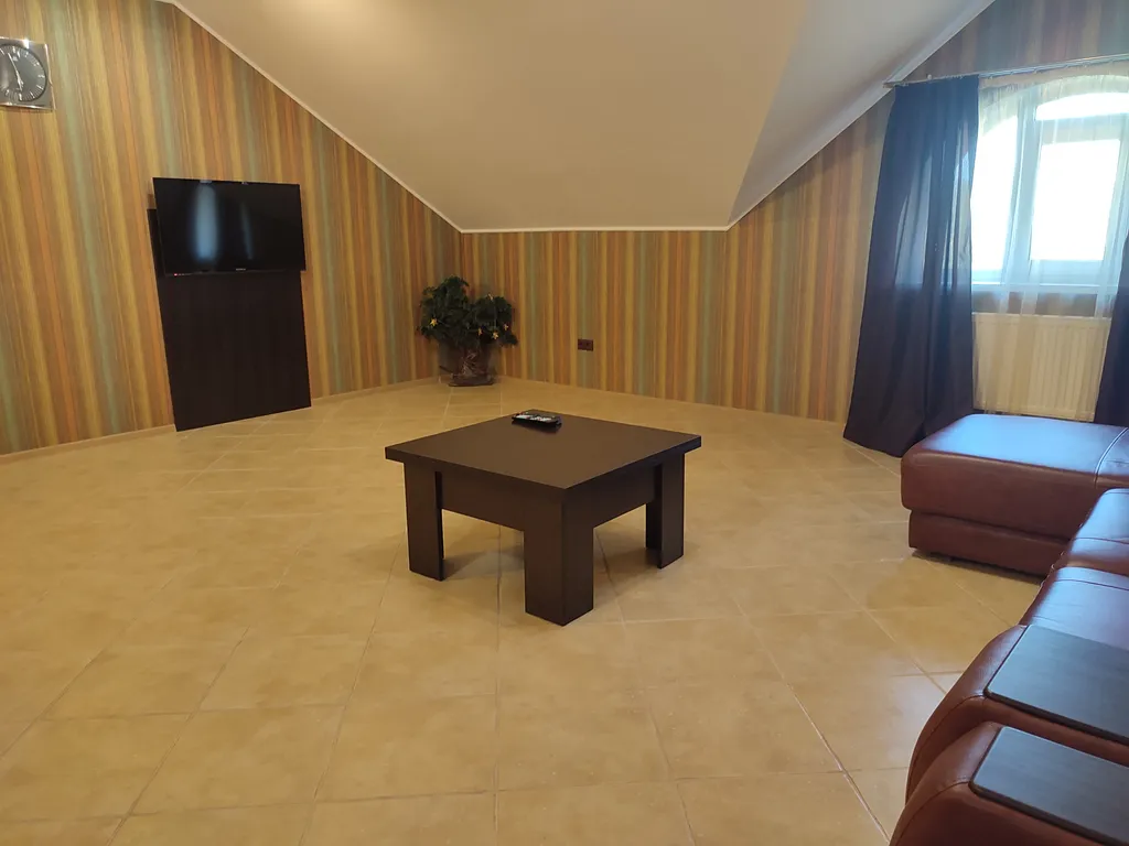 Уютный коттедж на западном