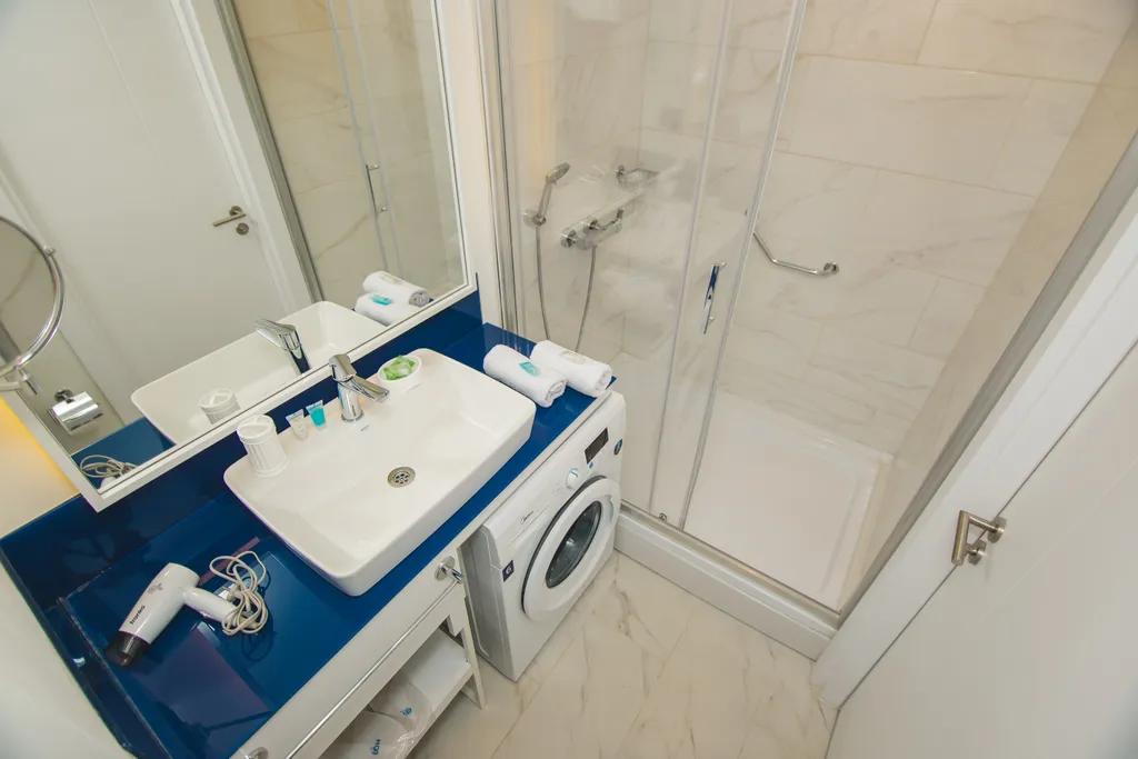 Студия с видом на море