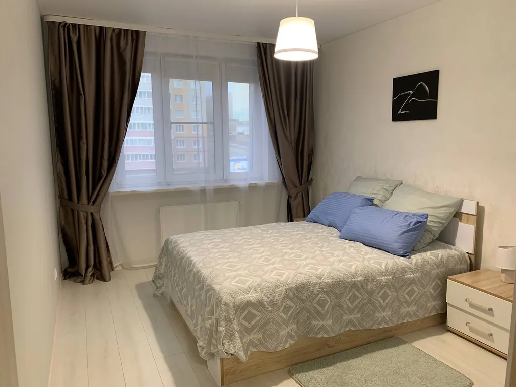 Двухкомнатная светлая и чистая квартира