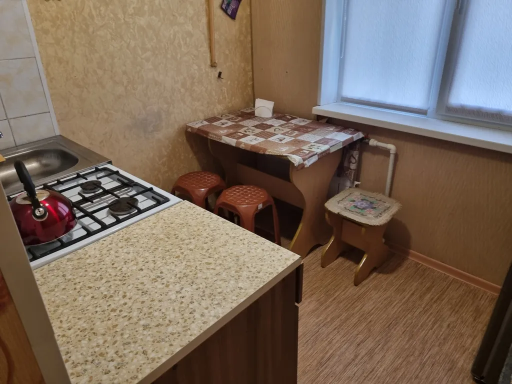 2-комнатная квартира Гагарина 2 линия 9