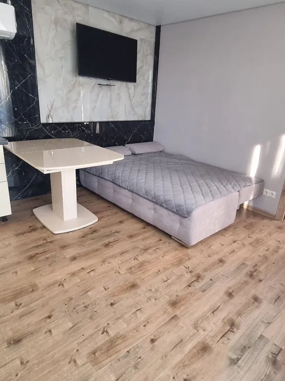 Квартира Трехкомнатная квартира с бассейном и потрясающим видом на море — Сириус