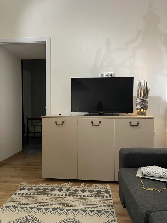 Квартира на вере у метро в центре